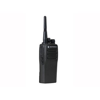 Цифровая портативная радиостанция Motorola DP 1400 UHF ND analog PTI302C 